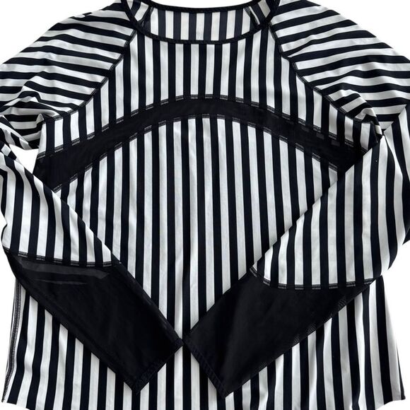 Lululemon Water: Sun Runner Long Sleeve Narrow Bold Stripe Vertical Prin… - Picture 10 of 13